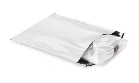 L'enveloppe simple qui coûte moins chère qu'une enveloppe retour.